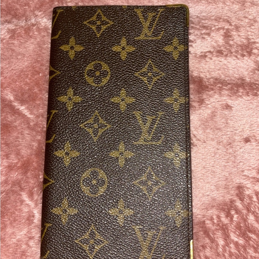 Louis Vuitton Brown and Brass Monogram in excellent condition